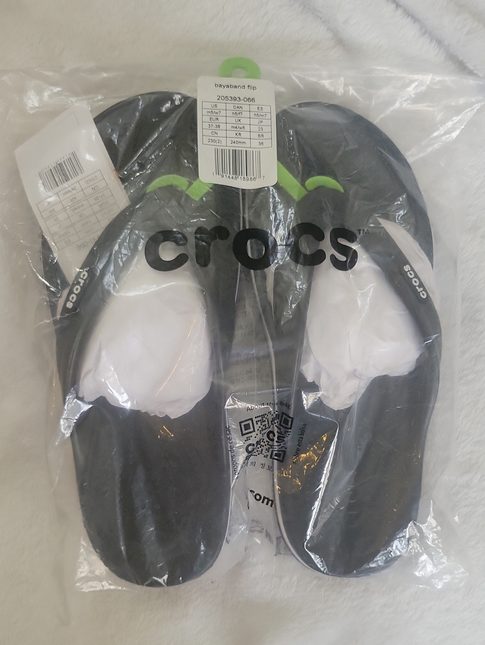 CROCS Black Flip Flops